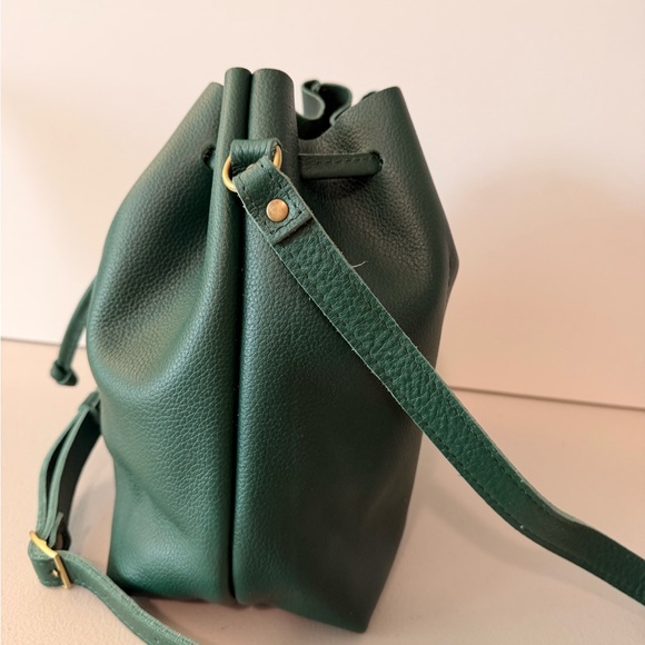Chic Forest Green Leather Shoulder Bag - Picture 4 of 8